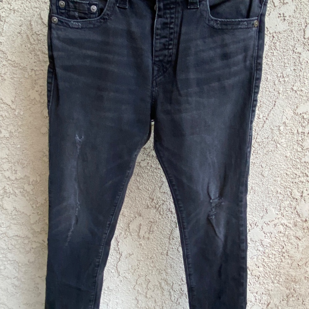 Black True Religion Finn Distressed Jean size 32